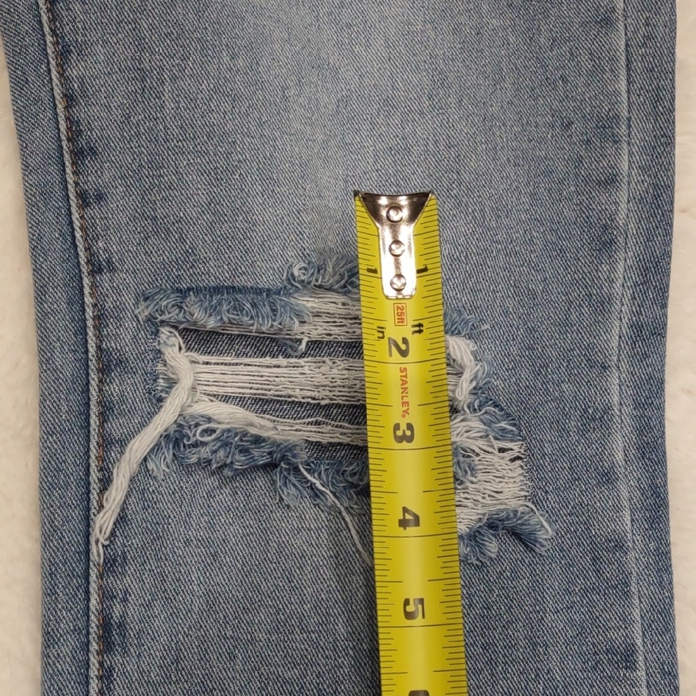 MISSGUIDED Classic Blue Distressed Women's Jeans - Picture 9 of 17